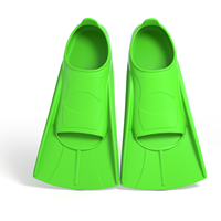 Palmes de natation en silicone souple pour adultes et enfants Palmes d'exercice de plongée et de surf de grande taille pour l'utilisation en piscine