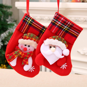 Nouvelles chaussettes de Noël rouges, décorations de Noël, ornements pour sapin de Noël, sacs cadeaux de Noël pour enfants. - Product Image 1
