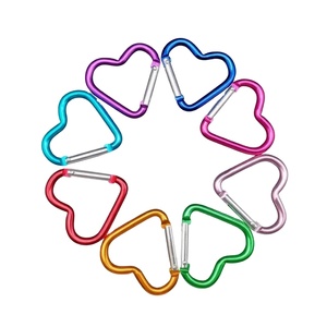 Heart-Shaped Love-Themed Aluminum Alloy Carabiner 4440Mm High Quality Climbing Backpack & <b>Water</b> <b>Bottle</b> <b>Clip</b> Hanging Buckle - Product Image 1