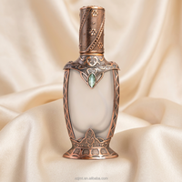 Flacon de parfum vintage en verre émaillé mat de style arabe avec diffuseur à bâtonnets, style Dubaï et égyptien, rechargeable, vaporisateur à pompe 40 ml, forme plate