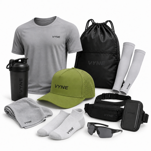 Casquette de baseball ajustable haut de gamme, cadeau d'entreprise avec stylo, gobelet, étui de voyage et articles promotionnels exclusifs - Product Image 1