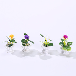 Plantas en maceta de resina en miniatura de 3-5 cm, juego de cuatro para decoración de interiores de escritorio, adorno de flores artificiales - Product Image 5