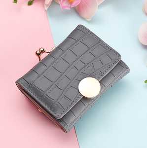 Monedero corto y bonito de cuero sintético para mujer, tarjetero con múltiples ranuras para tarjetas, nueva moda, billetera corta sencilla con diseño de piedras - Product Image 6