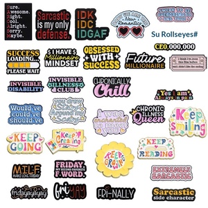 Nouvelle broche inspirante et amusante en forme de dessin animé avec <span class=keywords><strong>phrase</strong></span> anglaise peinte, badge créatif personnalisé en forme de lettre, épingle de revers en métal - Product Image 5