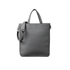 ELYSIAN INDUSTRIES Bolso Tote Moderno Unisex de Cuero Genuino, Color Gris Sólido, Cierre de Cremallera, Correa Ajustable, Compartimento Interior Resistente - Product Image 3