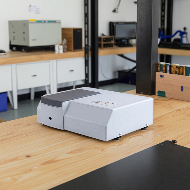 CS-810 ISO 7724 Intelligent Transmission Liquid Spectrophotometer Benchtop Reflectance Spectrophotometer Tester Machine