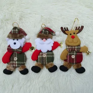 Muñeco de peluche de Papá Noel con campanas, adorno colgante para árbol de Navidad, muñeco de nieve, Reno, oso