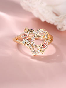 Dropshipping nueva llegada diseño hueco corazón flor 26 letras abierto Ajustable anillo cobre chapado en oro joyería para mujer regalo - Product Image 3
