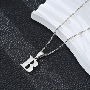 Collier avec lettres en acier inoxydable, pendentif avec initiales de l'alphabet, chaîne pour femmes, usage quotidien, cadeau, bijoux à la mode - Product Image 3