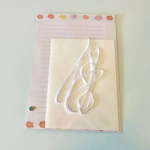 ชุดเครื่อง<span class=keywords><strong>เขียน</strong></span> Flora พร้อมกระดาษเขียนตัวอักษรเรียงราย กระดาษ<span class=keywords><strong>เขียน</strong></span>เครื่องเขียนพร้อมซอง<span class=keywords><strong>จดหมาย</strong></span> - Product Image 5