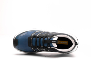 Chaussures <span class=keywords><strong>de</strong></span> <span class=keywords><strong>sécurité</strong></span> confortables CE respirantes en tricot volant résistantes à l'eau antidérapantes style <span class=keywords><strong>basket</strong></span>-ball avec bout en acier et caoutchouc <span class=keywords><strong>pour</strong></span> hommes femmes - Product Image 4