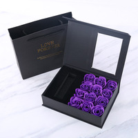 Meilleures ventes Nouveauté 2024 Boîte de roses artificielles Décoration pour la fête des pères Halloween Boîte cadeau en carton Roses pour la Saint-Valentin
