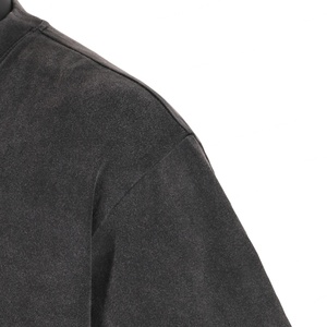 T-shirt noir ample TOPSHOW en coton épais délavé à l'acide, col rond, streetwear vintage, personnalisable avec graphique - Product Image 4