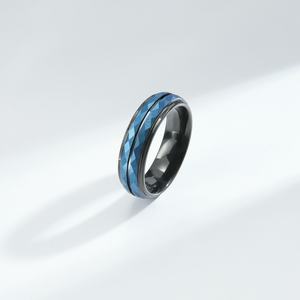 แหวนทังสเตนเหล็ก unisex พื้นผิวทรายเรียบง่ายพร้อมดอกไม้ตัดทันสมัยฝังทองสีดำชุบแซฟไฟร์เครื่องประดับแฟชั่นสำหรับผู้ชาย - Product Image 4