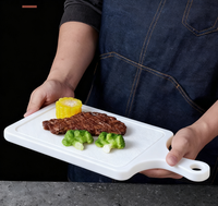 Planche à découper en plastique HDPE multi-usages OEM, assiette alimentaire, antibactérienne, écologique, durable, antidérapante, légère, 1,5 cm, ustensiles de cuisine