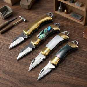 มีดพับพวงกุญแจขนาดเล็ก THEWIZ CRAFTS ด้ามทองเหลือง ใบมีดสแตนเลสเกรดอุตสาหกรรม OEM - Product Image 3