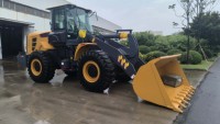Hochwertiger Neuer Radlader 4,5 Tonnen XC948 mit 2,4m3 Schaufel 149kW Wüstenreifen Ölbad in Saudi-Arabien Kleiner Radlader