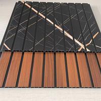 Panneaux de plafond modernes en PVC, imitation bois, rainurés, étanches et ignifuges, alternative au faux plafond tendu pour la maison et l'hôtellerie