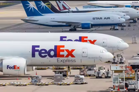 Transitaire aérien et express UPS, service logistique express, consolidation de fret, dropshipping Chine mondial, assistance 24h/24 et 7j/7