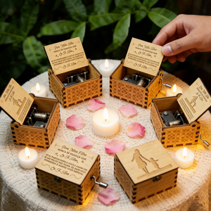 Caja de Música de Madera Grabada en Forma de Corazón de Venta Rápida - Material de Contrachapado de Álamo con Manivela, Duración de Sonido de 30s, Regalo Moderno para - Product Image 1