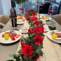 Guirlande de roses artificielles en soie pour Noël, fausses fleurs grimpantes pour l'ombrage