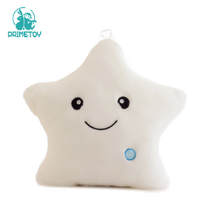 Juguetes <span class=keywords><strong>de</strong></span> peluche <span class=keywords><strong>de</strong></span> estrella con iluminación LED Flash <span class=keywords><strong>de</strong></span> 35cm, almohada <span class=keywords><strong>de</strong></span> estrellas con luz suave para bebé, cojín brillante, venta al por mayor - Product Image 2