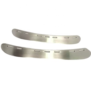 OEM personalizzato/all'ingrosso in magazzino <span class=keywords><strong>pattini</strong></span> <span class=keywords><strong>da</strong></span> <span class=keywords><strong>ghiaccio</strong></span> <span class=keywords><strong>da</strong></span> hockey di alta qualità scarpe lama inossidabile - Product Image 4