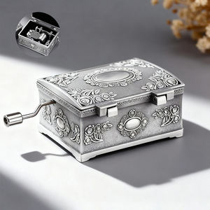 Caja <span class=keywords><strong>Musical</strong></span> <span class=keywords><strong>de</strong></span> Aleación con Manivela, Diseño <span class=keywords><strong>de</strong></span> <span class=keywords><strong>Castillo</strong></span> en el Cielo, Princesa Elfa, Patrón <span class=keywords><strong>de</strong></span> Rosas, Precioso Recuerdo <span class=keywords><strong>de</strong></span> Navidad - Product Image 1