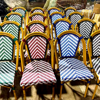 Chaise de bistro d'extérieur Chaise en rotin Chaise de jardin d'extérieur Chaise longue de patio Meubles en rotin empilables