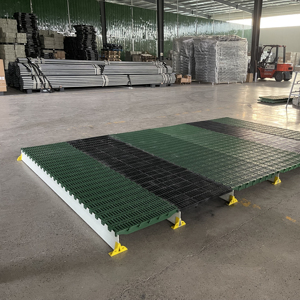 Alimentador de cerdos 400*600mm Nuevo PP Piso de listón de plástico para granja de cerdos de <span class=keywords><strong>alta</strong></span> resistencia - Product Image 1