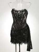Robe de soirée asymétrique blanche en dentelle sans bretelles pour femme, collection Empire, élégante, luxe, automne 2026