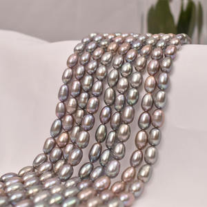 Perles de riz grises irradiées 4-8 mm Mini perles blanches naturelles d'eau douce DIY Accessoires semi-finis faits à la main - Product Image 1