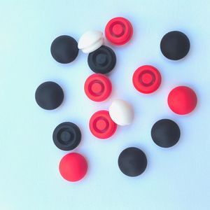 Clavier en caoutchouc silicone personnalisé en gros, <span class=keywords><strong>membrane</strong></span> conductrice pour télécommande TV et téléphone portable, bouton poussoir en résine, couvercle en caoutchouc - Product Image 1