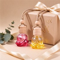 Diffuseur de parfum pour voiture en verre en forme de tulipe de 6 ml, bleu, marron, vert, orange, jaune, rose, transparent, avec bouchon en bois, à suspendre au rétroviseur