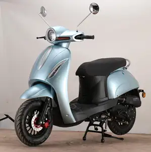 Kaliteli bir EEC gaz scooter 50cc ile motosiklet benzin