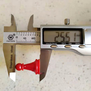 Mini componentes de <span class=keywords><strong>Ludo</strong></span> de 26*16mm, fichas de juego de mesa multicolor, piezas de ajedrez de plástico, fichas de papel PS de anime, peones para juegos de mesa - Product Image 4