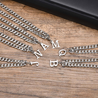 Collier minimaliste en acier inoxydable à A-Z initiale avec chaîne cubaine 20 pouces accessoire de mode pour hommes bijoux lettre pendentif breloque