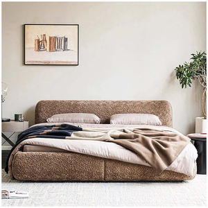 Комплект элитной мягкой мебели ручной работы для спальни: кровать размера «queen» или «твин» с обивкой, в простом и современном стиле - Product Image 1