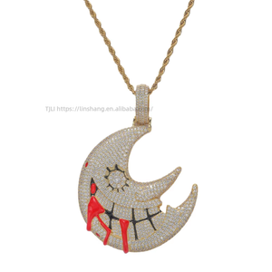 Colgante de luna con dientes sangrantes, joyería hip hop de cobre con incrustaciones de circonita, regalo de Navidad divertido, colgante de luna - Product Image 5
