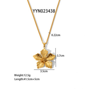 Set di Collane Songfu in Acciaio Inossidabile Placcato <span class=keywords><strong>Oro</strong></span> 18K con Ciondoli a Cuore e Fiore - Product Image 5
