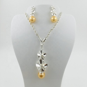 Ensemble de bijoux JX214 Plumeria, boucles d'oreilles et collier <span class=keywords><strong>avec</strong></span> perles de coquillages, différentes couleurs de perles disponibles, nouveaux bijoux des îles hawaïennes - Product Image 5