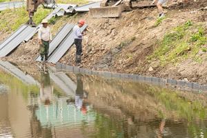 Pila versátil de láminas de plástico PVC Ideal para sistemas de ingeniería marina y protección costera de control de inundaciones - Product Image 6