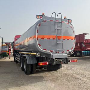 شاحنة صهريج مستعملة متينة سعة 10000 لتر لنقل الزيت والوقود والديزل والبنزين والغاز الطبيعي المضغوط والغاز البترولي المسال للبيع - Product Image 4