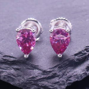 Nouvelles boucles d'oreilles en moissanite de 1 carat, forme poire rose, plaquées or 10K/14K et argent - Product Image 3