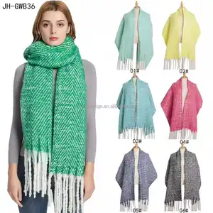 Yiwu gold supplier winter ladies cashmere feeling soft polyester yarn shawl wrap stole plain solid warm chunky shawl