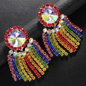 Boucles d'oreilles bohèmes romantiques Sue, couleurs exagérées, strass, style européen américain, classiques, tendance, pendantes, bijoux de personnalité - Product Image 5