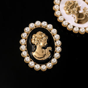 Gros Manteau Vintage Broches Femmes Rétro Reine De Beauté Acrylique Pierre <span class=keywords><strong>Camée</strong></span> Perle <span class=keywords><strong>Broche</strong></span> Pour Les Filles - Product Image 4