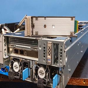 Inspur NF5280A6 24SFF 2U เซิร์ฟเวอร์แบบแร็คประสิทธิภาพสูง แรม 32GB 1300W PERC 9460-16i 4GB EPYC 7203P 2.8GHz รับประกัน 3 ปี - Product Image 3