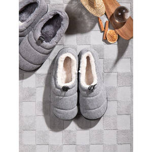 Pantoufles d'hiver rembourrées de 260 mm avec design Fire - Product Image 1