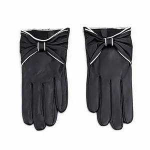 Guanti caldi personalizzati in vera pelle classici con fiocco nero da donna guanti invernali caldi guanti Touch Screen